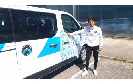 EN ROUTE VERS LA VICTOIRE : LE GUC FF REÇOIT SON NOUVEAU MINIBUS RÉGIONAL !